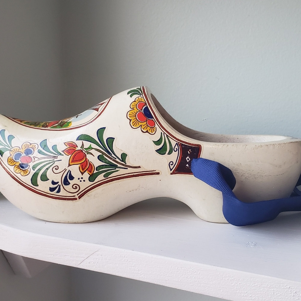 Vintage 1980's Dutch Wooden Clogs, size 34 - Picture 10 of 13